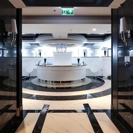 Hanza Tower Luxury 24 Pool & * Szczecin